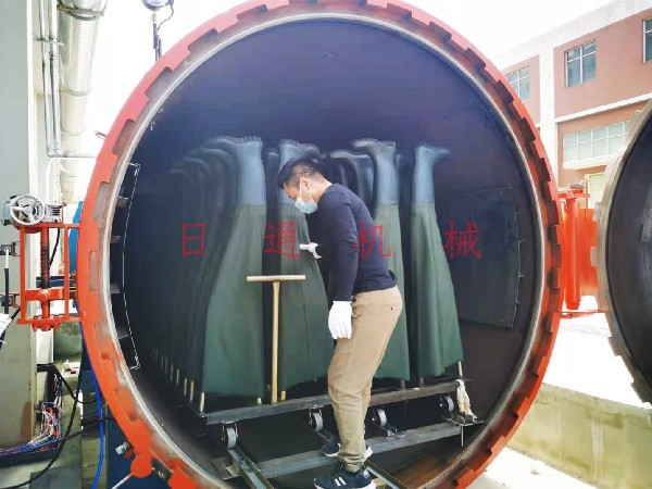 【日通機(jī)械】硫化罐在使用中有些問(wèn)題千萬(wàn)要注意