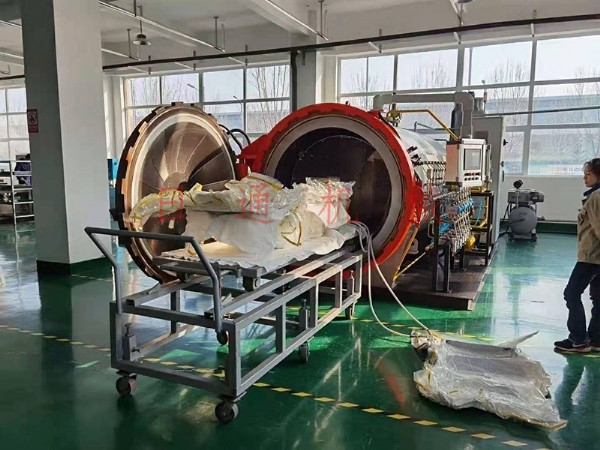 碳纖維復(fù)合材料的優(yōu)點(diǎn)-碳纖維熱壓罐