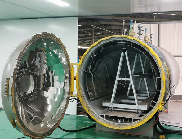 汽車(chē)前檔玻璃蒸壓釜