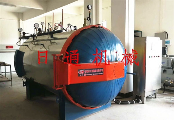 熱壓罐在安裝時(shí)有哪些注意事項(xiàng)